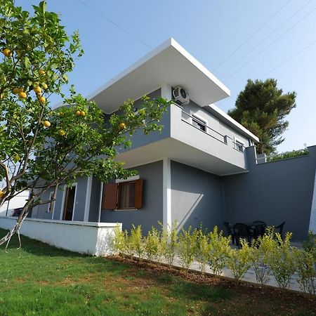 SarandëIphigenia Luxury Flatアパートメント エクステリア 写真